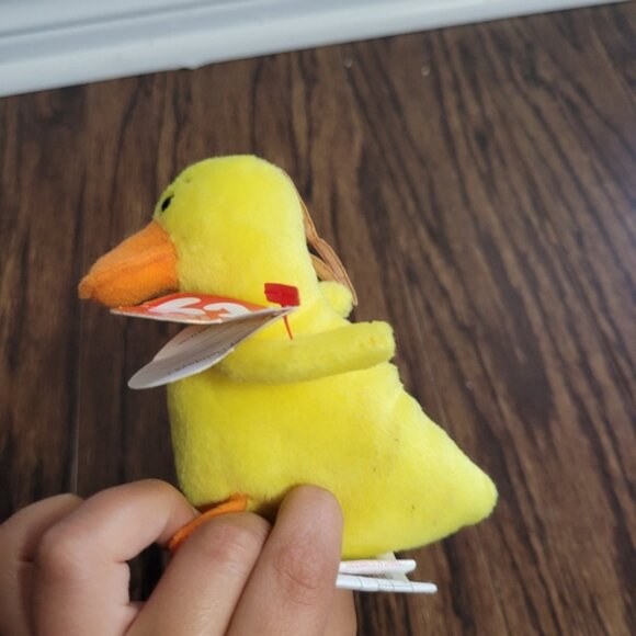 The Jingle Beanie Collection 2001 TY Quackers Little Yellow Chickie NEW Vintage - Picture 13 of 13